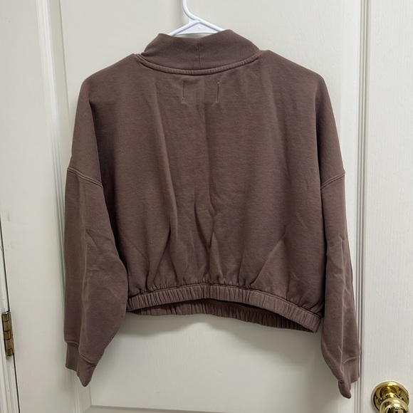 Calvin Klein Jeans Cropped Funnel Neck Sweatshirt | Size L Mauve - Picture 5 of 6